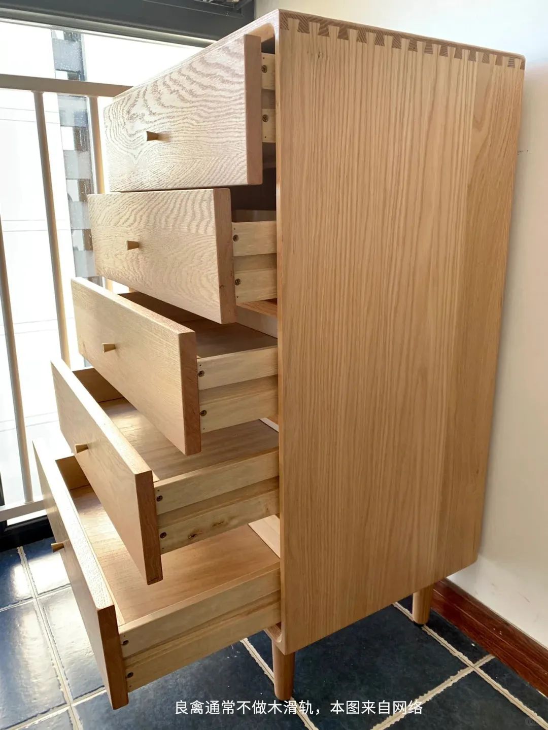 金属滑轨VS木滑轨怎么选? 11 金属滑轨VS木滑轨怎么选? 第1张案例图片