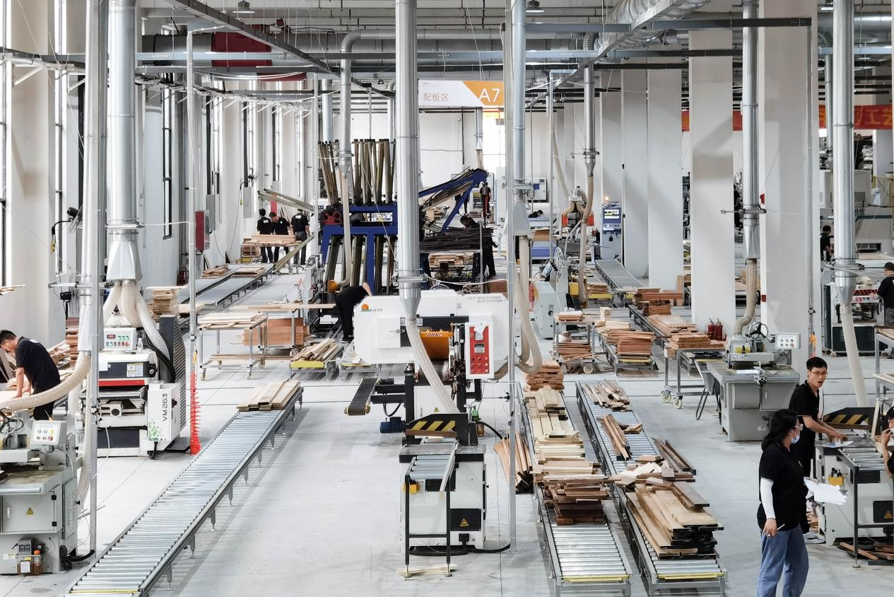 良禽佳木:以自主工厂铸品质 数字化升级树实木定制新标杆 2 image.png