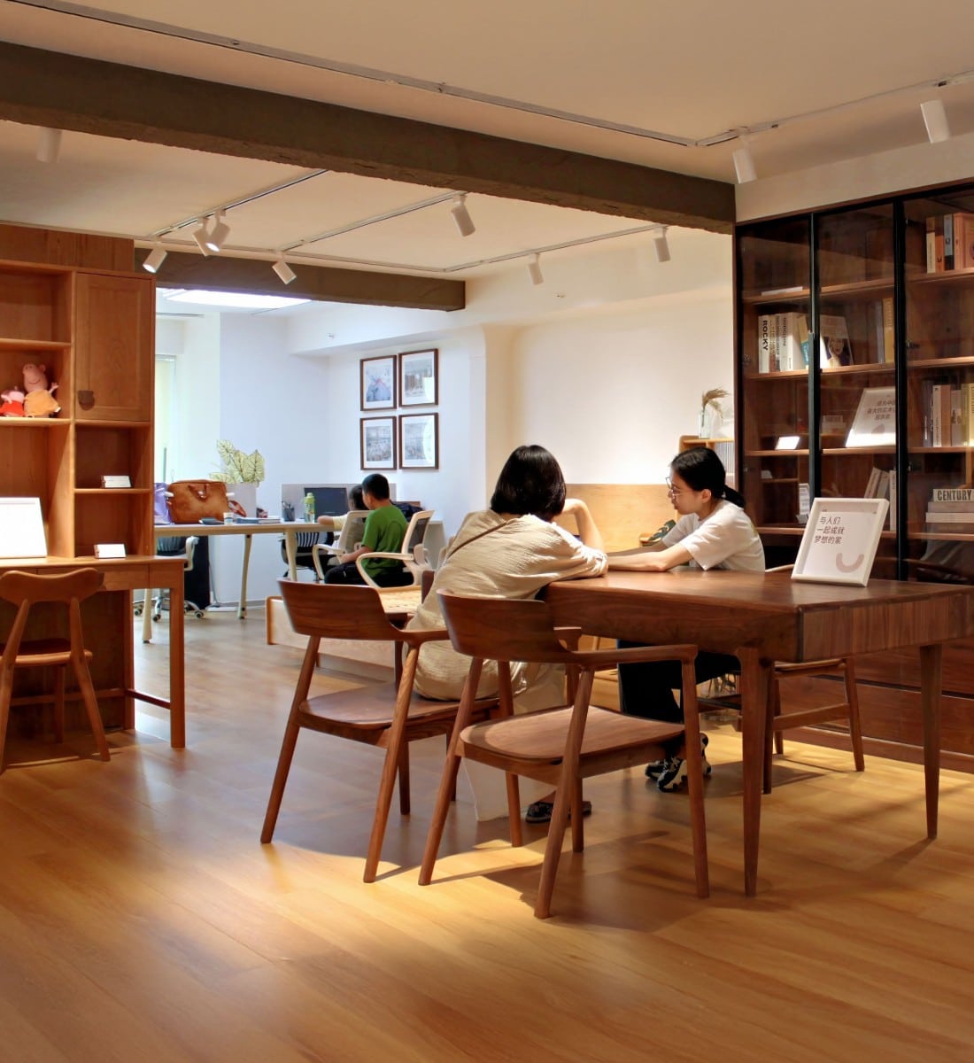 南宁工作室南宁工作室-小程序-banner方形.jpg-良禽佳木