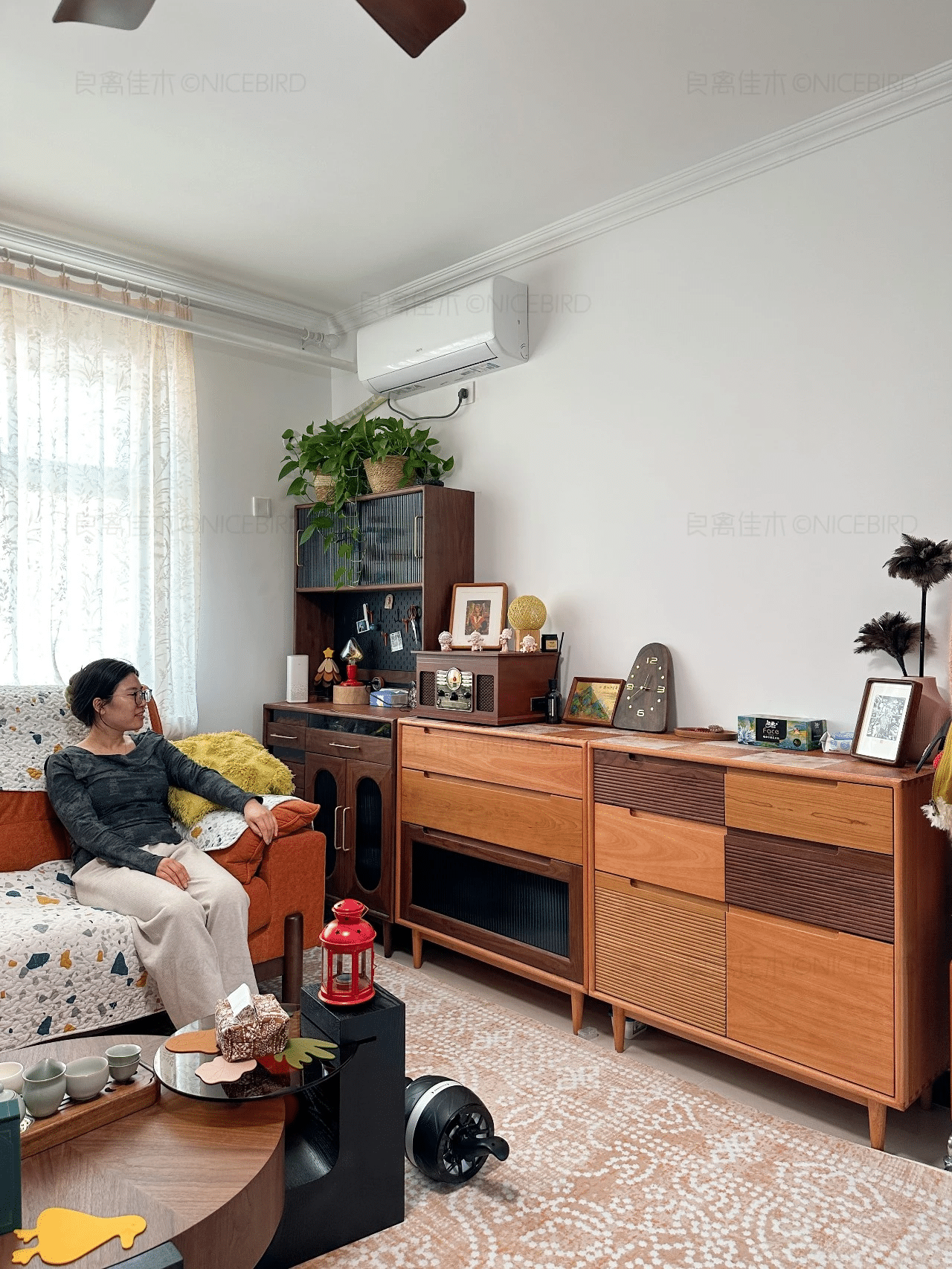 不挤也不空,小户型客厅的布局思路 17 不挤也不空,小户型客厅的布局思路 16