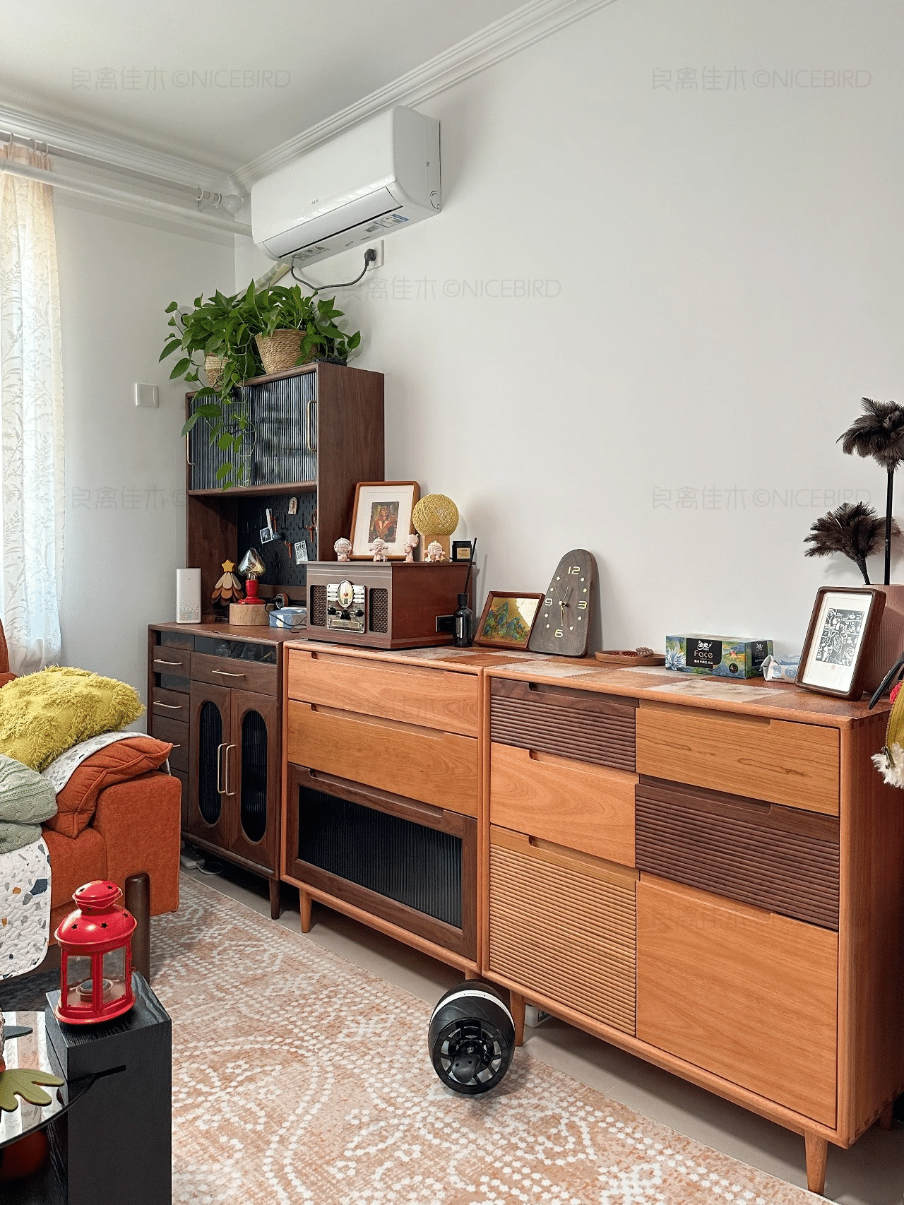 不挤也不空,小户型客厅的布局思路 27 不挤也不空,小户型客厅的布局思路 26