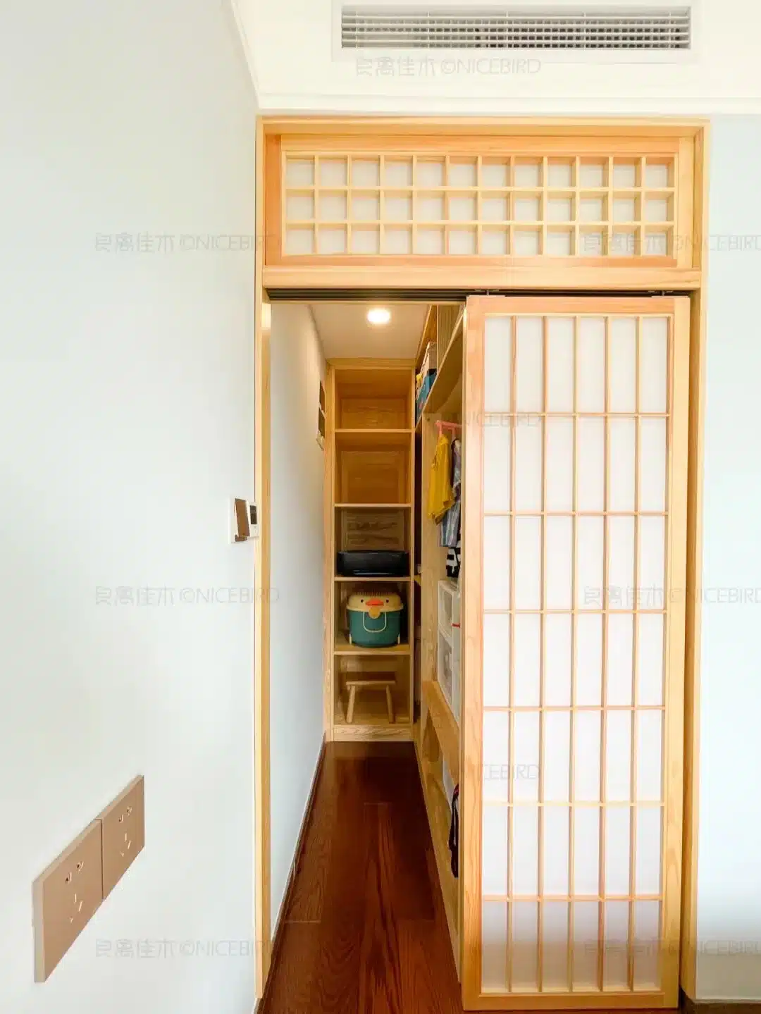 上海业主脑洞大开，让家中囡囡有了mini衣帽间