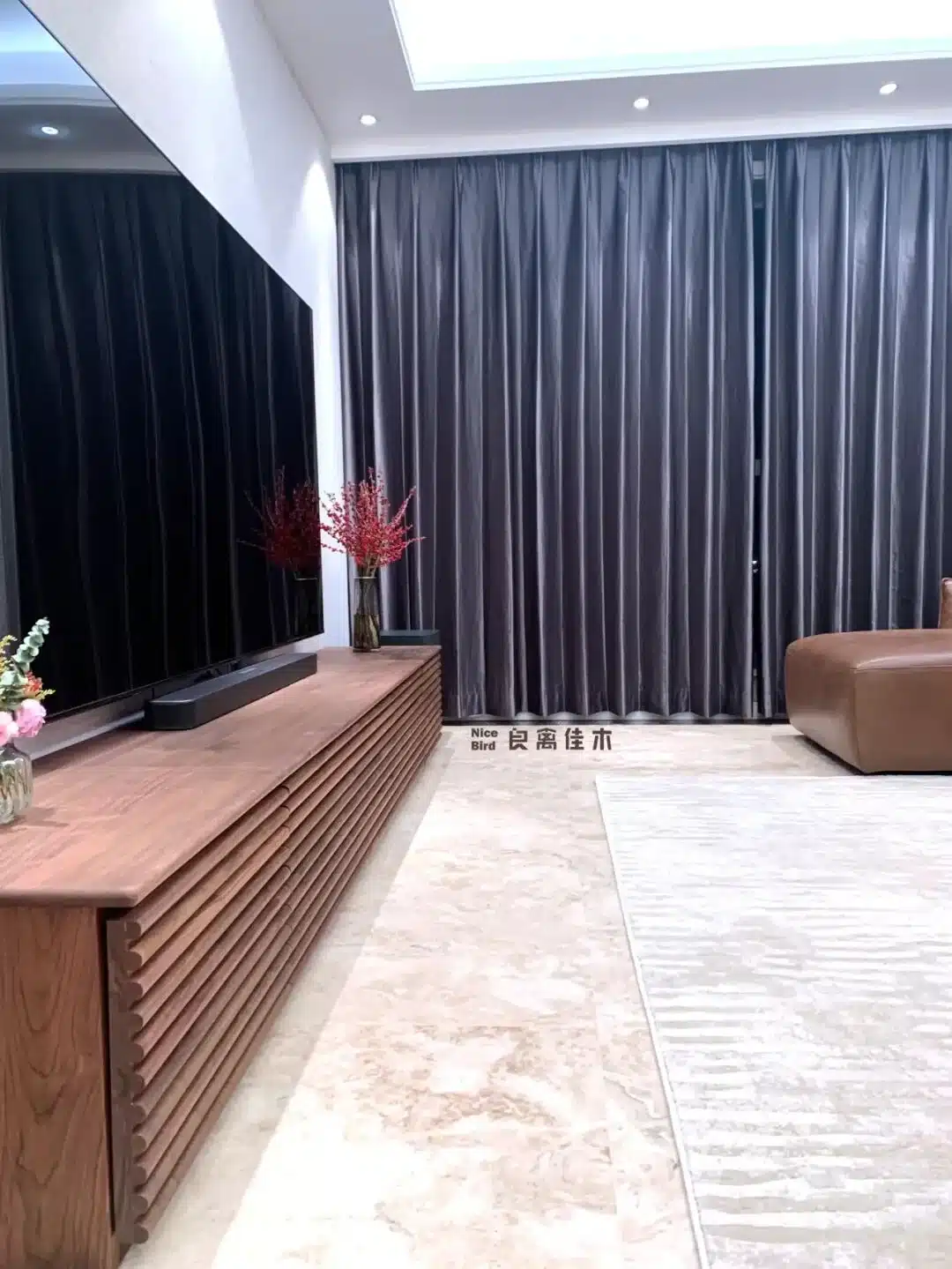 围绕黑胡桃精心选搭，空间改造让独立书房成家中大景观~