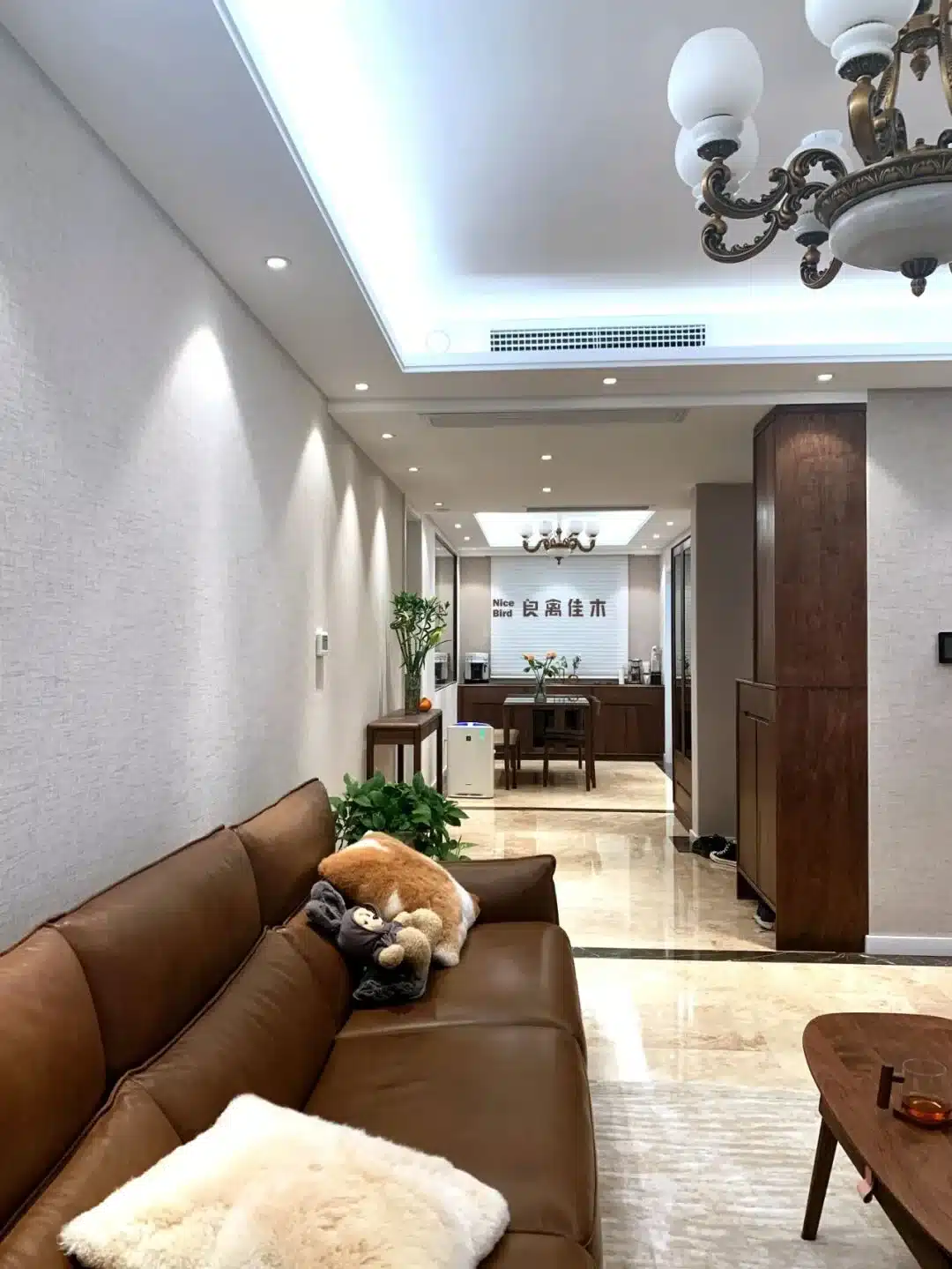 围绕黑胡桃精心选搭，空间改造让独立书房成家中大景观~