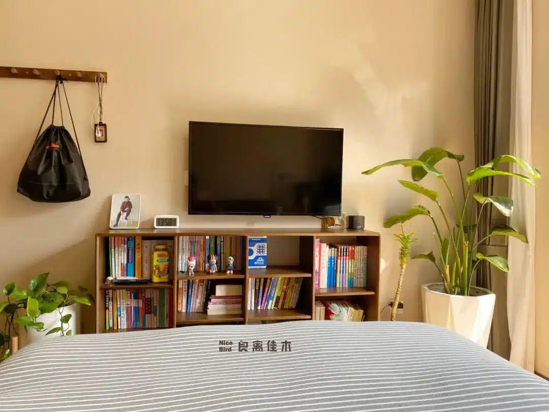 简单有温度，江苏业主大三居，把原木质感铺满全屋