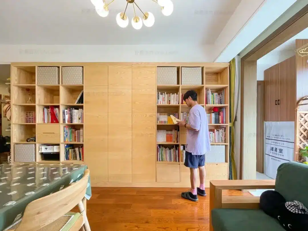 上海业主脑洞大开，让家中囡囡有了mini衣帽间