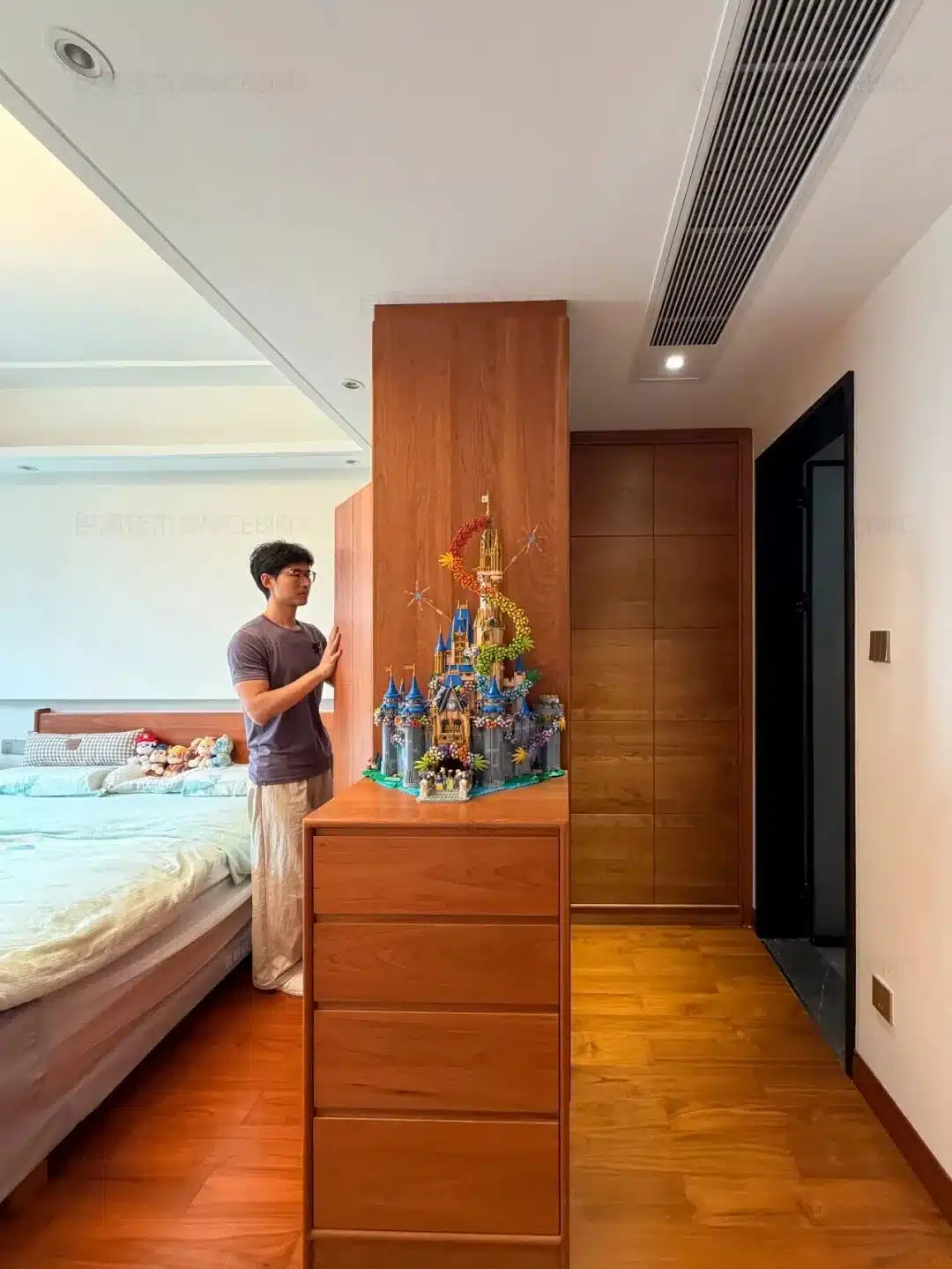 三室两厅全屋实木定制，每一处设计都长在审美点上