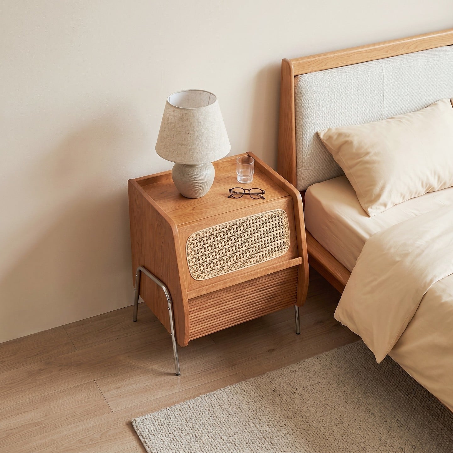 CTG-07 小兜床头柜